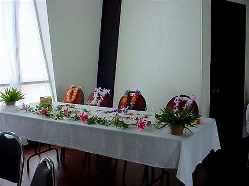 Ken Bar Lodge Gilbertsville Экстерьер фото