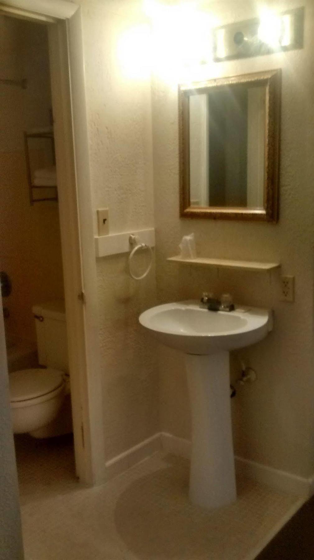 Ken Bar Lodge Gilbertsville Экстерьер фото